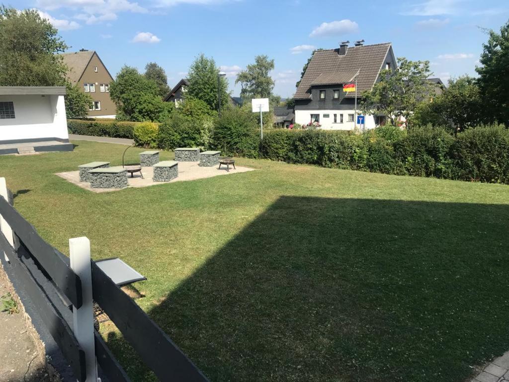 Gast - Gästehaus Astenblick Winterberg Exterior foto